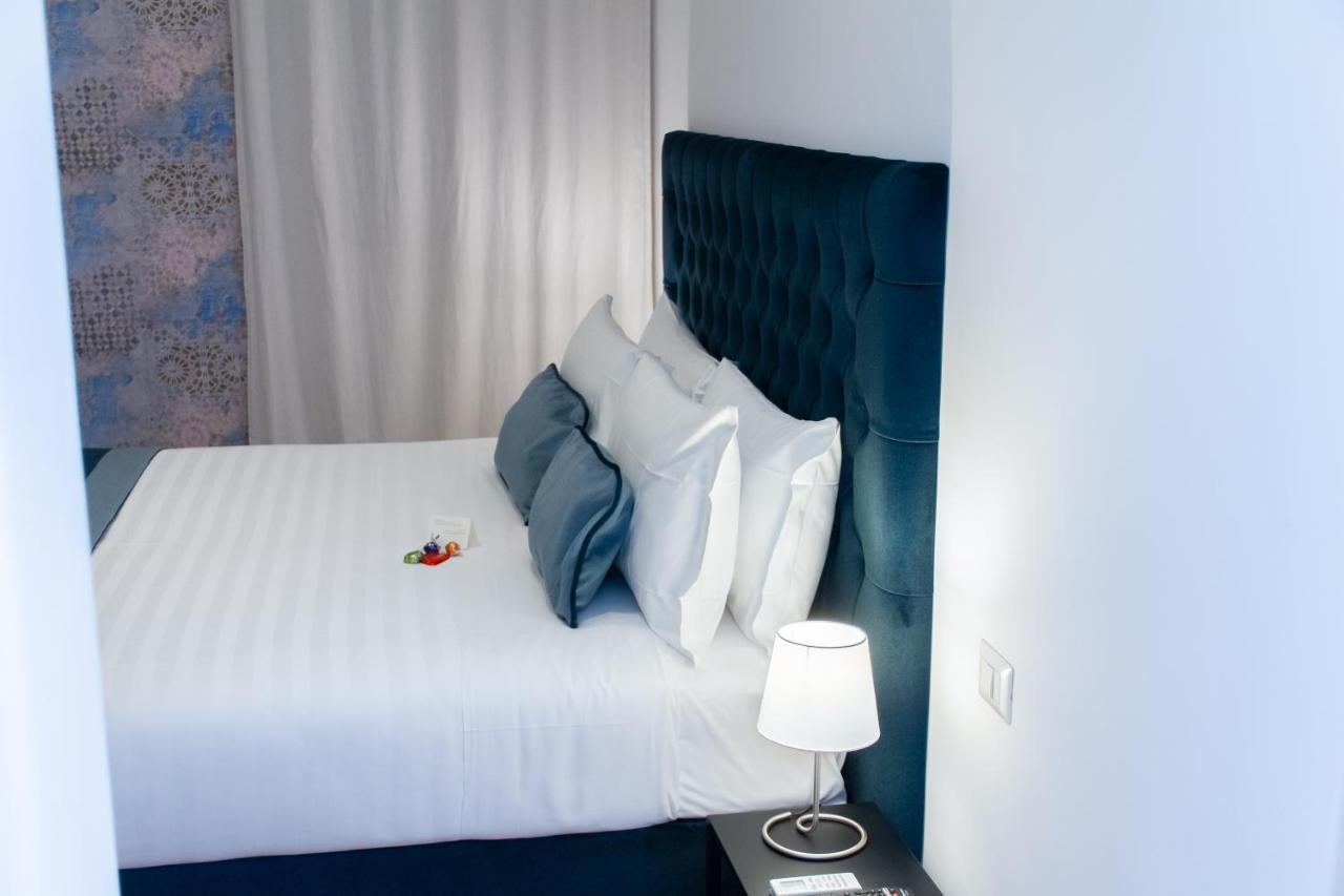 Home At Rome Vatican Suites エクステリア 写真