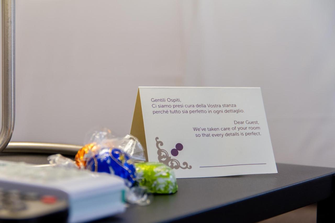 Home At Rome Vatican Suites エクステリア 写真