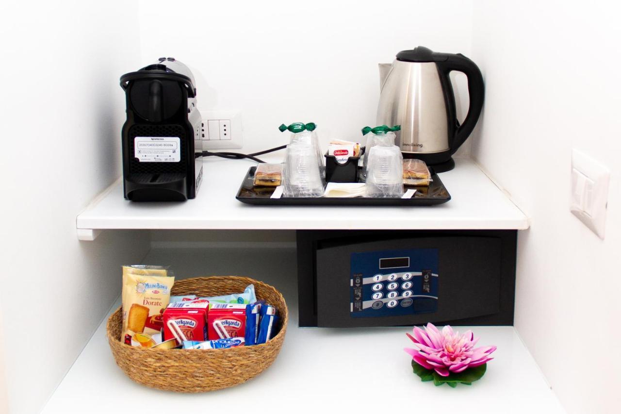 Home At Rome Vatican Suites エクステリア 写真