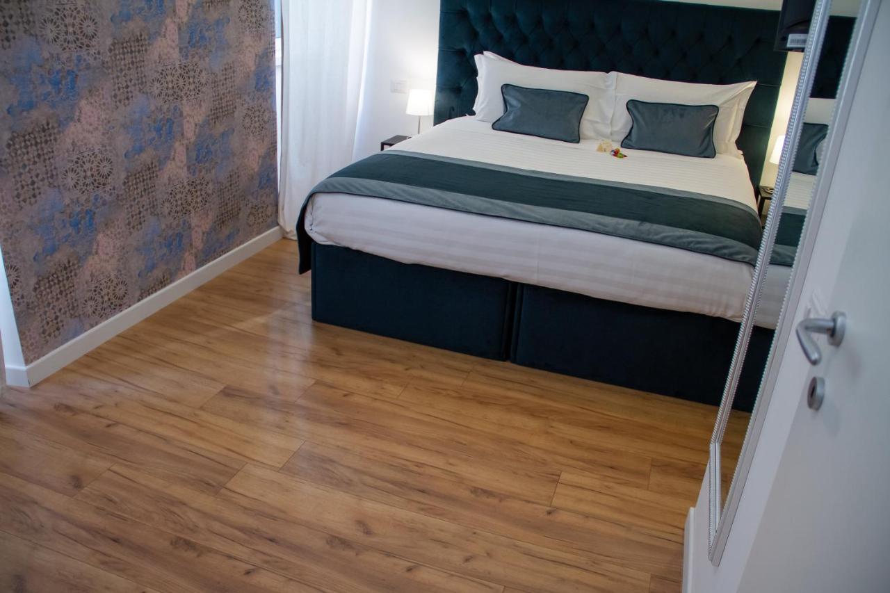 Home At Rome Vatican Suites エクステリア 写真