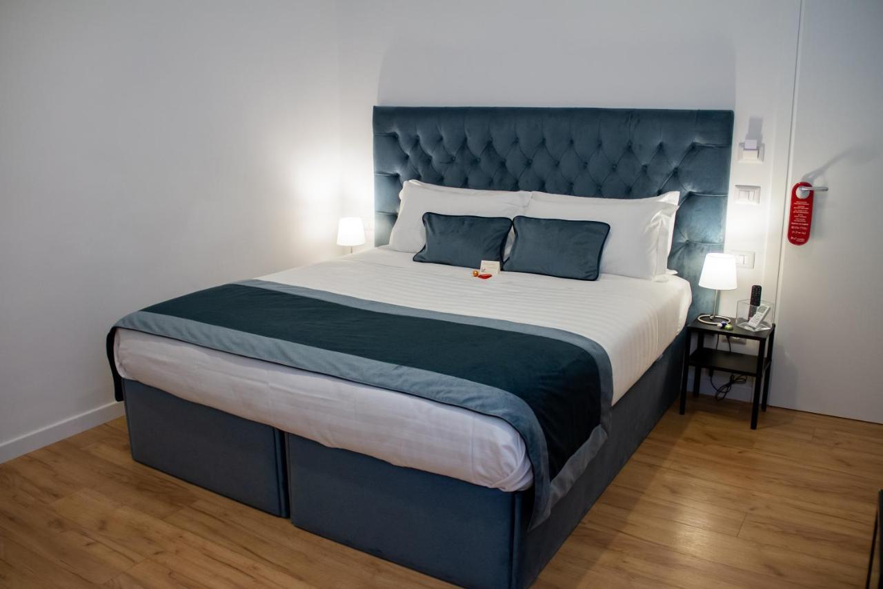 Home At Rome Vatican Suites エクステリア 写真